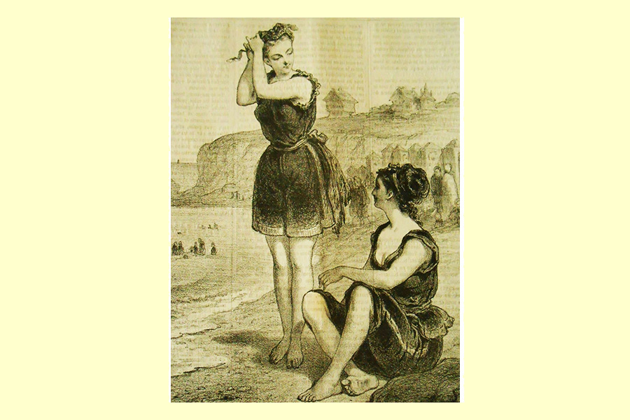 «Al mare ma con vestiti che vi si addicano alla perfezione», recita questa pagina pubblicitaria del 1867: si allude, come l’immagine ribadisce esplicitamente e anche maliziosamente, a «indumenti balneari» femminili con evidenti decolté che sottolineano i fianchi e lasciano le gambe generosamente scoperte fin sopra il ginocchio. Ieri come oggi le spiagge sono d’altronde occasioni per un voyeurismo balneare incoraggiato dalle parti del corpo che i costumi lasciano via via sempre più scoperte.